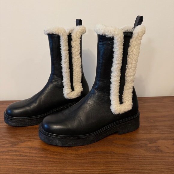 STAUD Palamino Black Leather Chelsea Boots with Shearling Trim - Picture 5 of 9